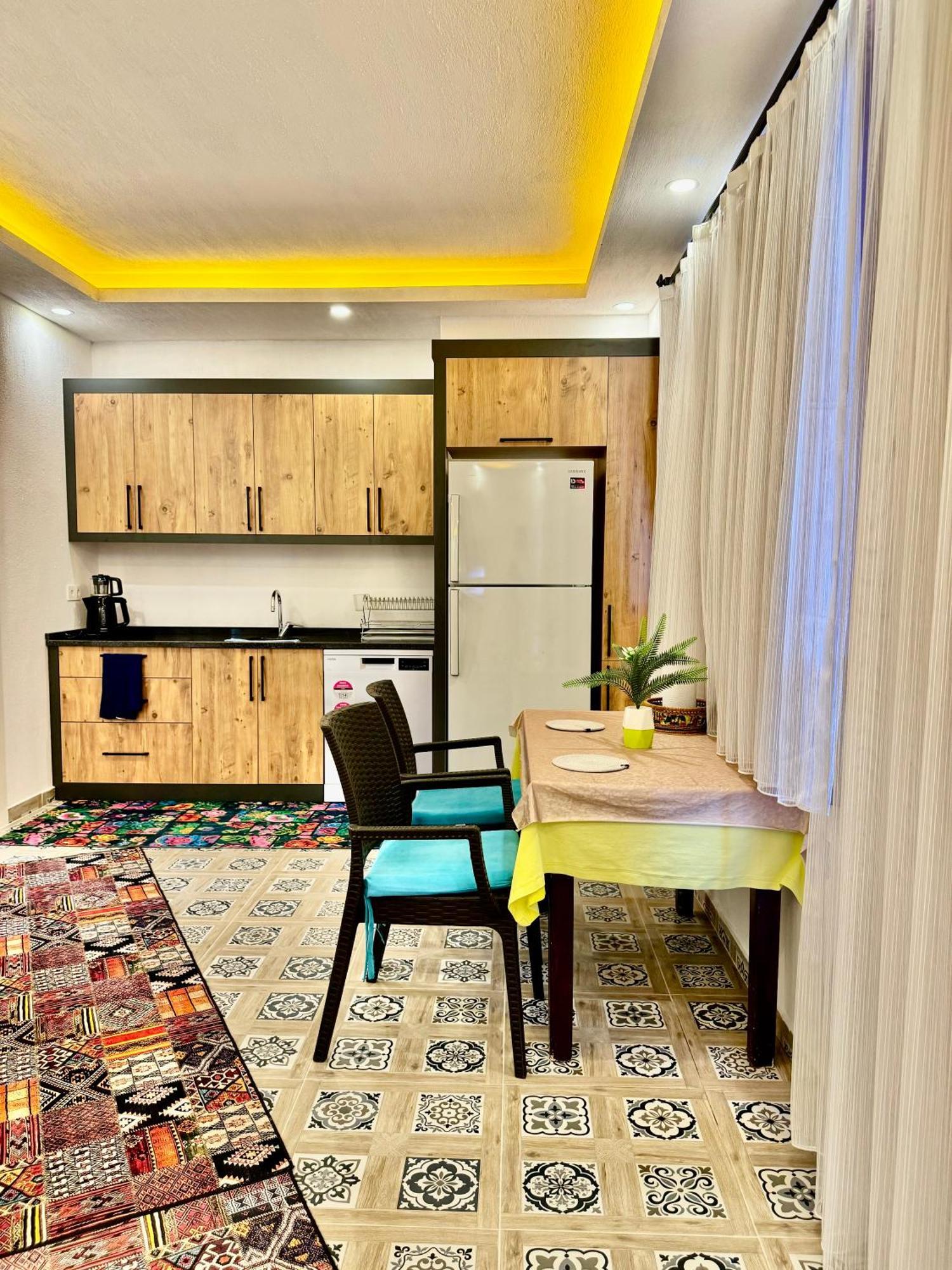 Rose Hotel B&B パタラ エクステリア 写真